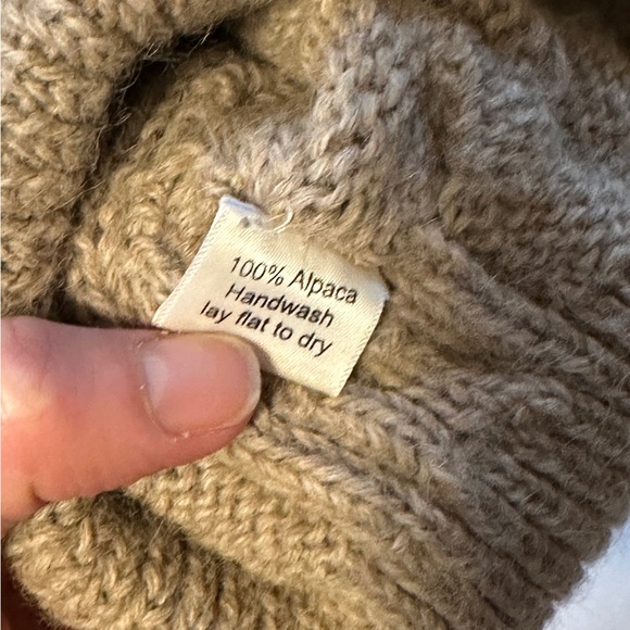 New Soft Fair Trade Handmade Peruvian Wool Winter Ski Snow Hat Cable Knit Small - Picture 4 of 6